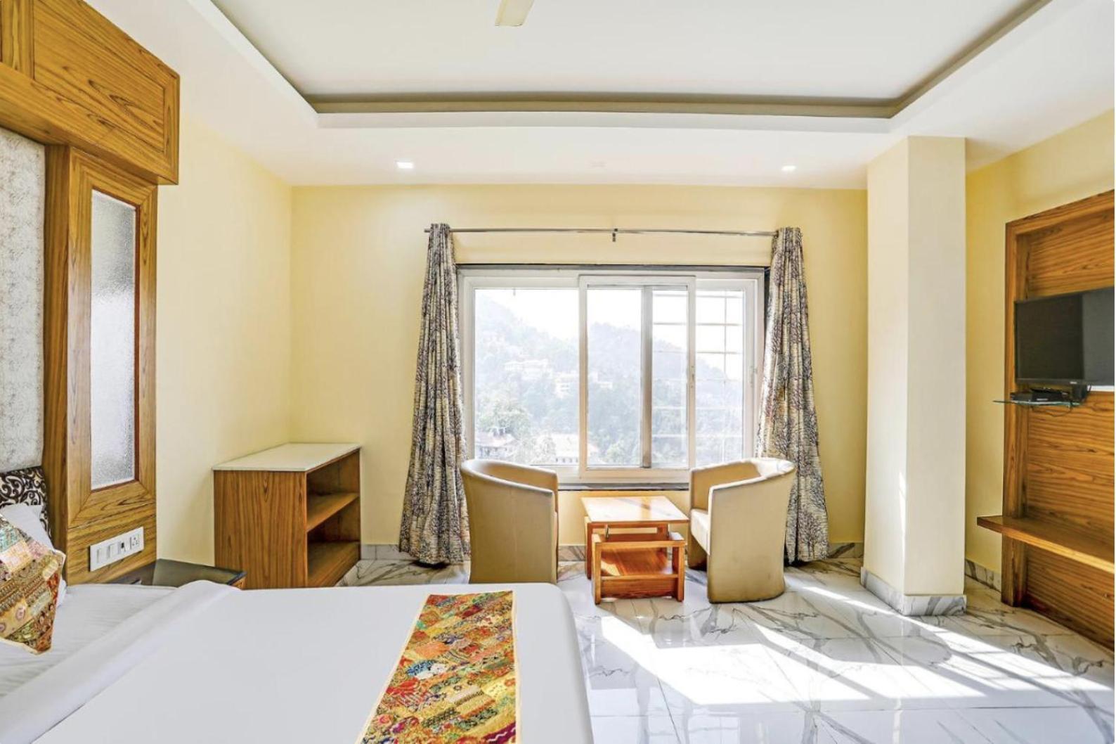Hotel Woods View - Mall Road ムスーリー エクステリア 写真